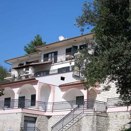 12 Rabac