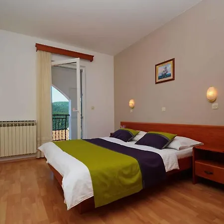12 Apartment