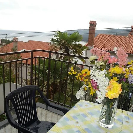 12 Apartment Rabac